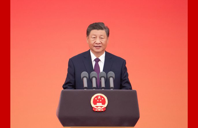 Beijing, Xi Jinping consegna medaglie nazionali e titoli onorifici